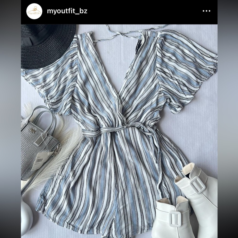 Cute Blue Boutique Romper ✰ summer // Mediterranean // travel